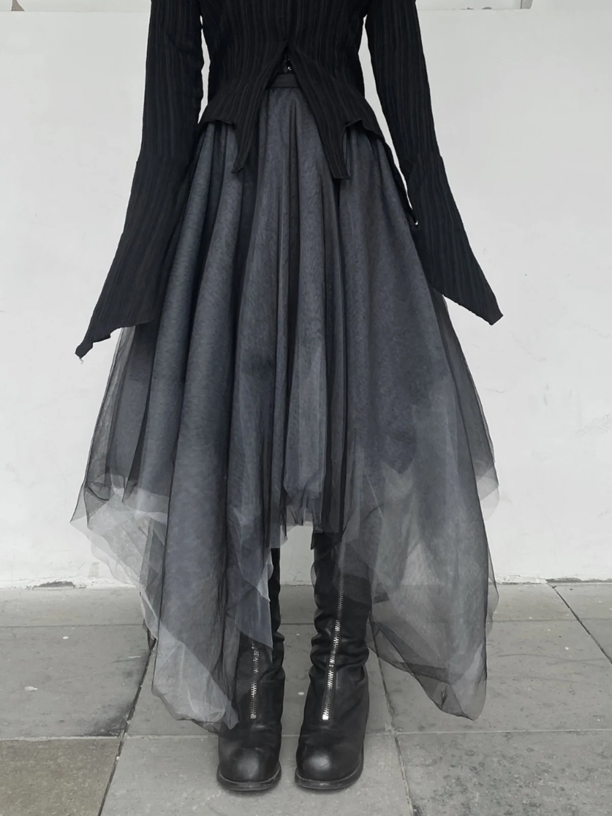 

Yinmi Double Layer Heavy Work Mesh Skirt Black Dark Style Half Body Skirt Design Sensation Small Audience Versatile Black Mes...