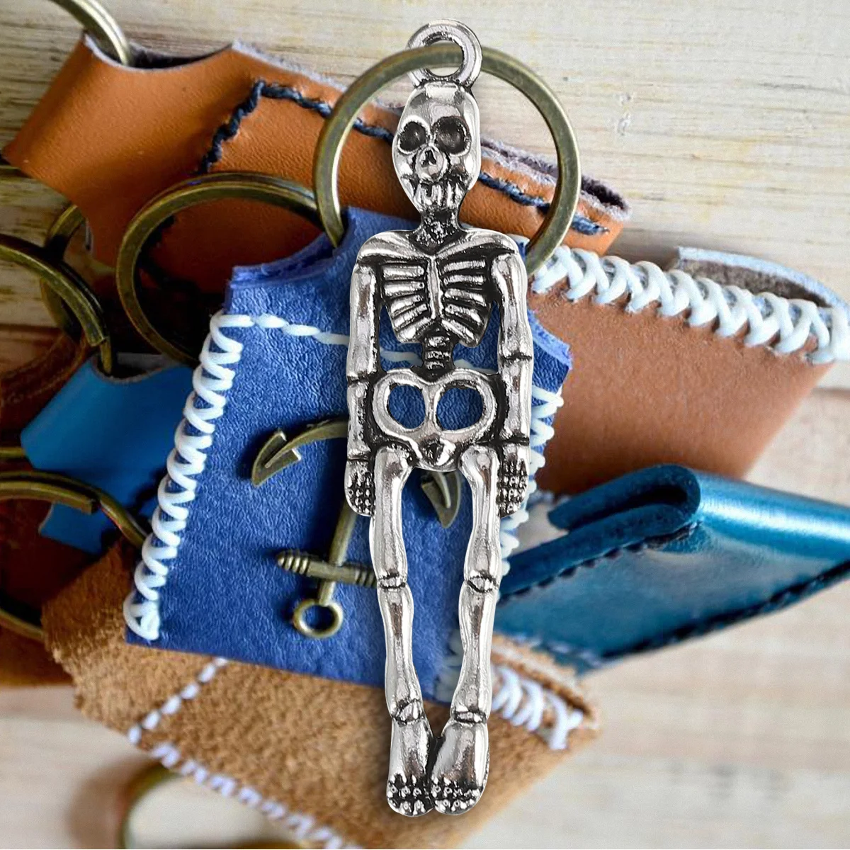 

50Pcs Halloween Pendants Unique Design Smooth Workmanship DIY Necklace Bracelet Decor Skull Pendants Skull Body Charms