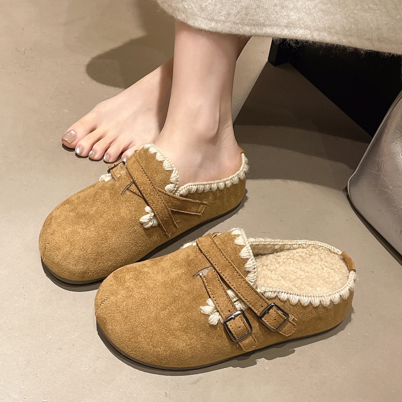 2026 Autumn Winter Thick Sole Inner Height Increasing Fleece Lined Cotton Slippers, Versatile Warm Slip-On Mule Slippers
