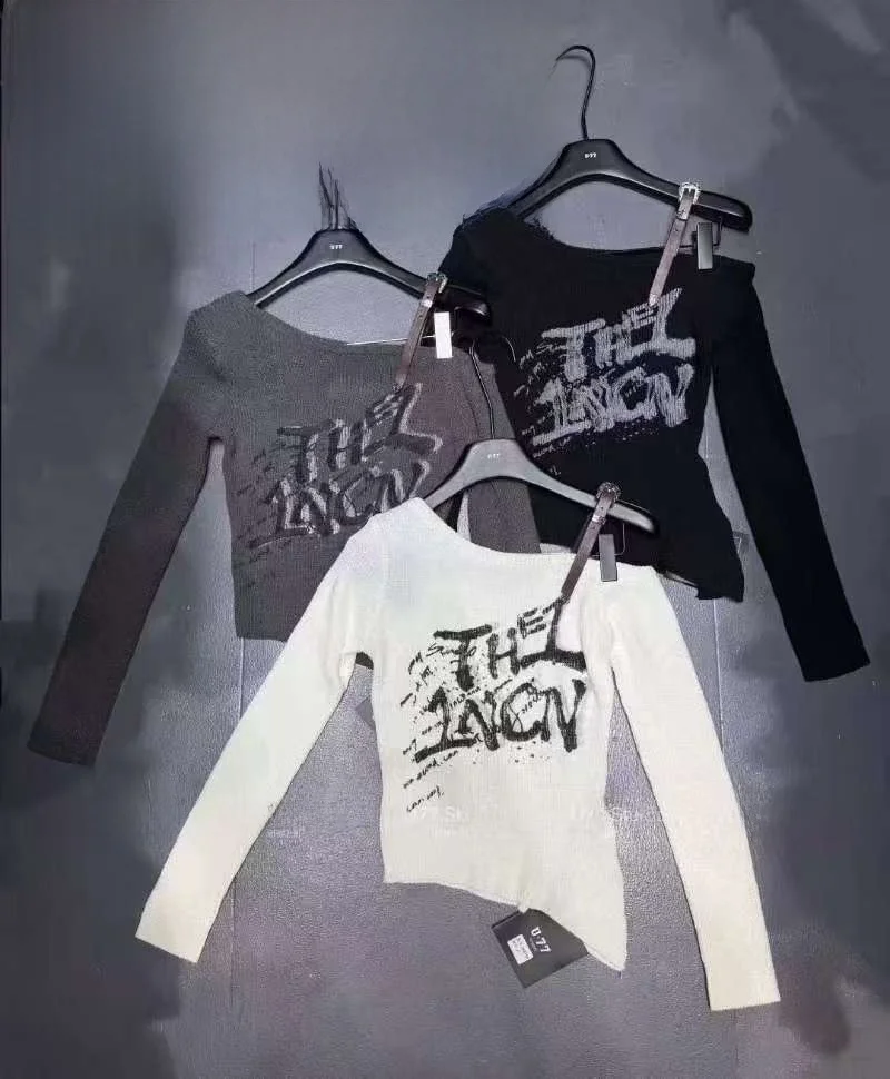 

oulder(bared Long Sves T-irt Women Irregular Letters Print Slim Fit Sle Hot Girl ort Version Fall New Korean Commu...