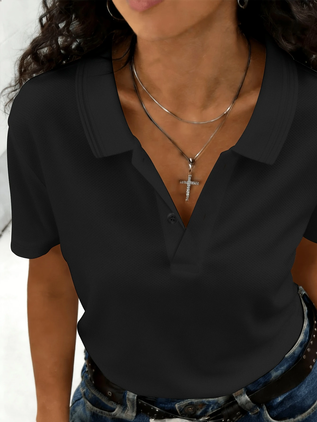 Women's Breathable Piqué Mesh Polo Shirt - Moisture-Wicking Short-Sleeve Suitable for Commuting, V-Neck Button-Front Collar