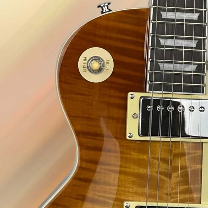 

Brown 6-string electric guitar, 22 frets, rosewood fingerboard, mahogany body, silver hardware