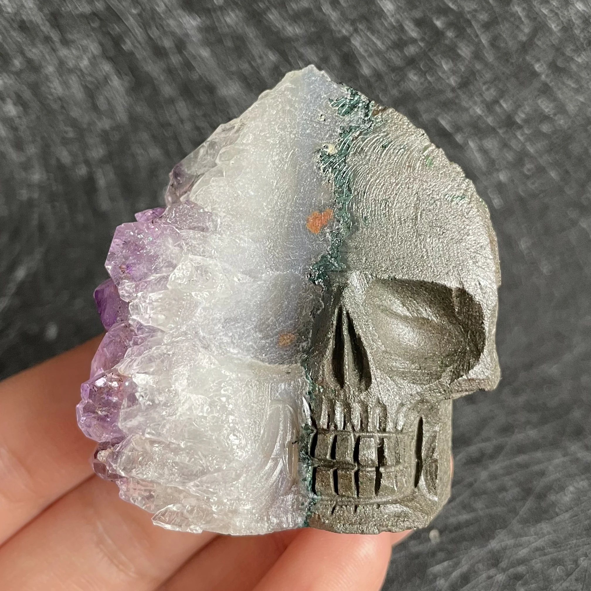 68g Natural Crystal Carving Skull Stone Amethyst Super Seven Cluster Polished Rock Alien Decoration Rock Gift Reiki Healing Z2