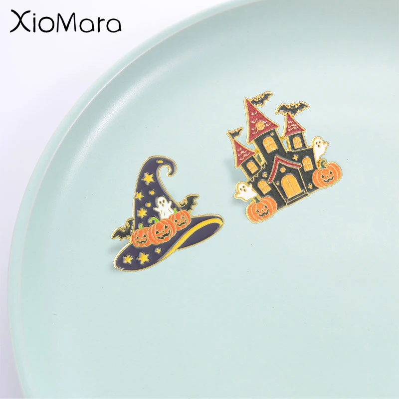 Cartoon Halloween Witch Hat and Haunted House Enamel Pin, Pumpkin Ghost Bat Badge, Fashion Accessory, Halloween Gift for Friends