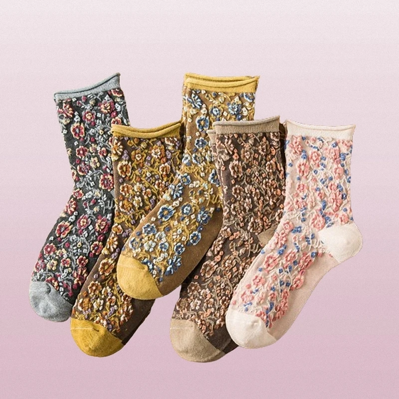 5/10 Pairs Women's Socks Ethnic Style Floral Middle Tube Socks Personality Three-dimensional Relief Retro Ladies Long Socks