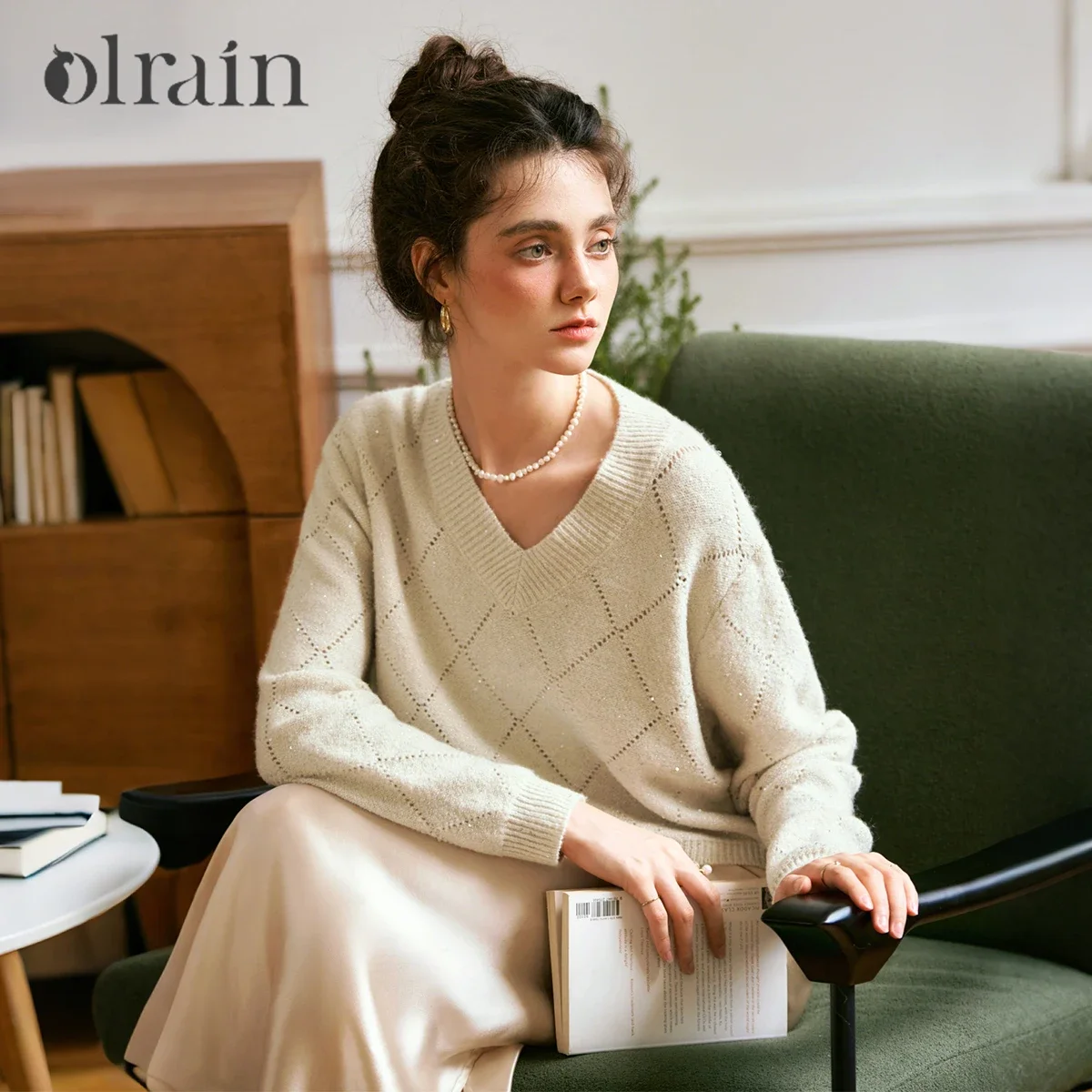 OLrain Sequined Knitted Pullovers for Women 2025 Autumn Loose Crzy Hollow  Bright Line Ladies Cropped Elegant Top N56QM93826