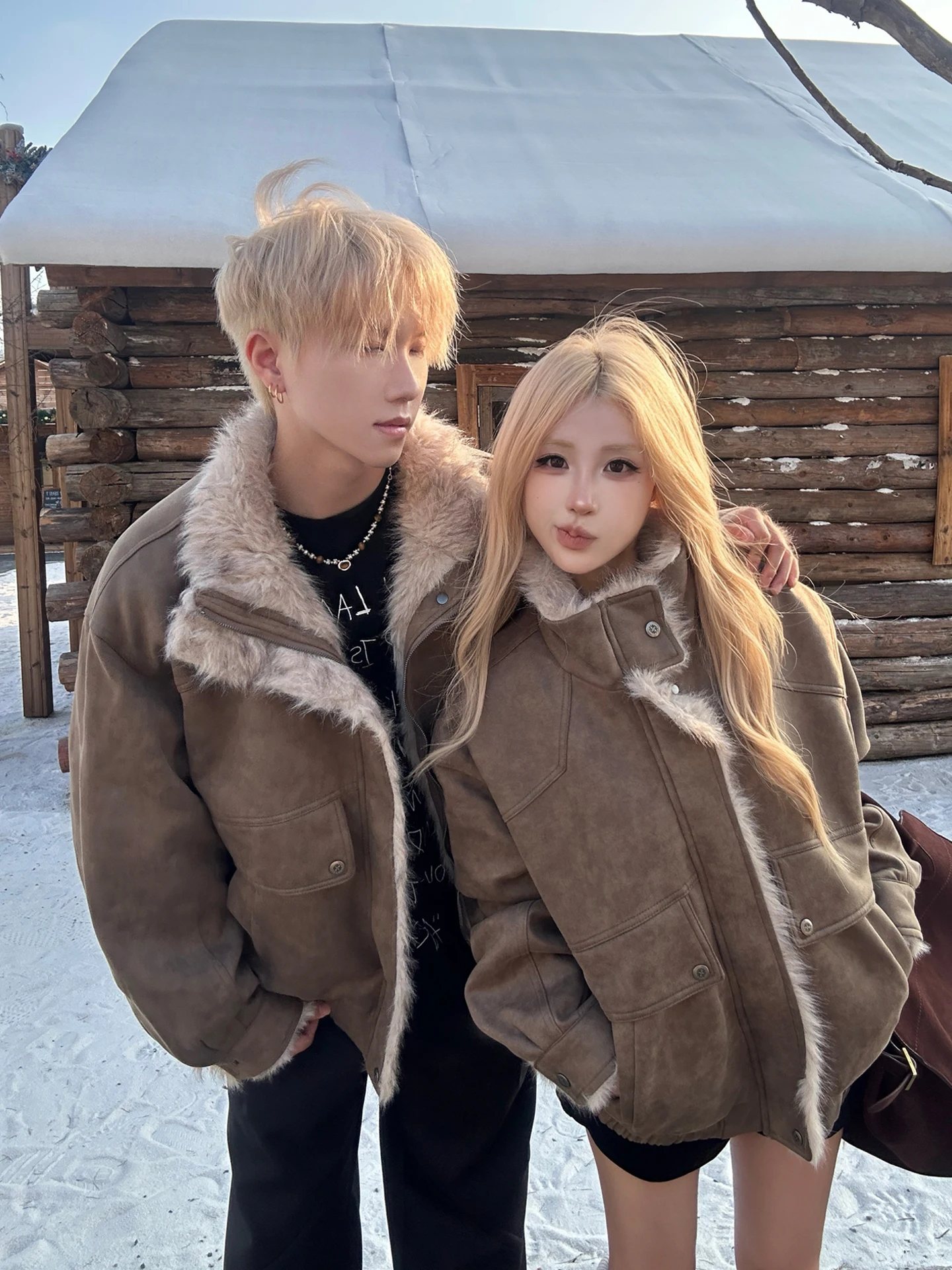 

Thiened кожаный меховой интегрированный мотоциклетный джет американский ретро пилот пальто теплая осенне-зимняя одинаковая верхняя одежда для пар