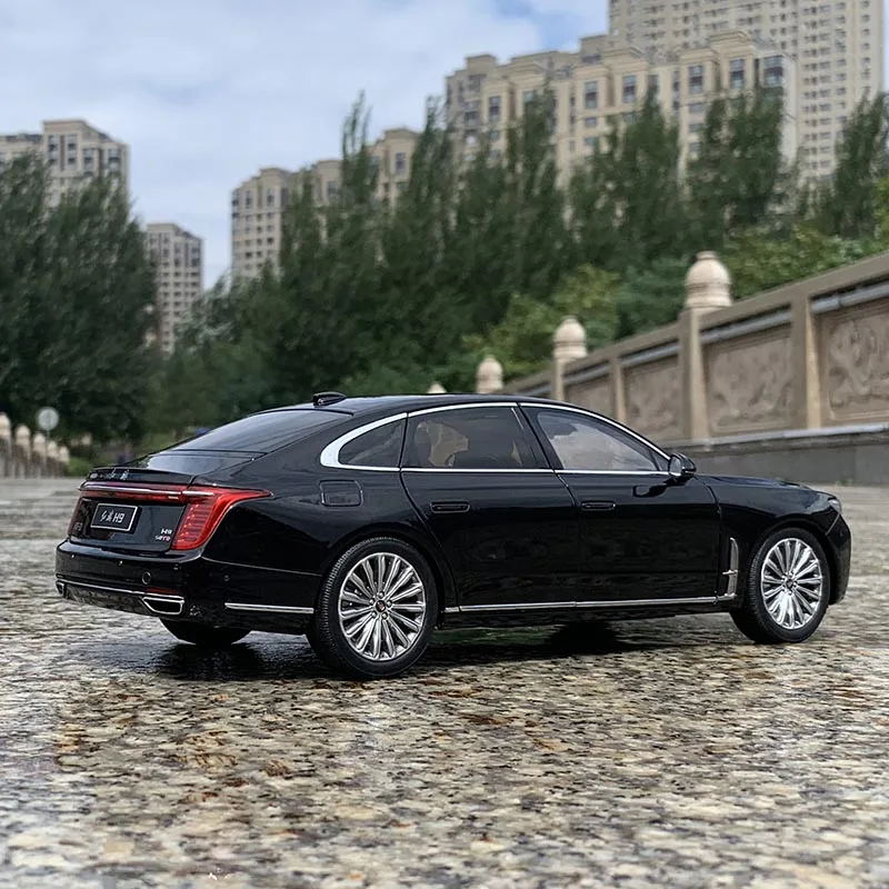 Century Dragon FAW original factory 1:18 car model Hongqi H9 car metal simulation car model h9 collection gift