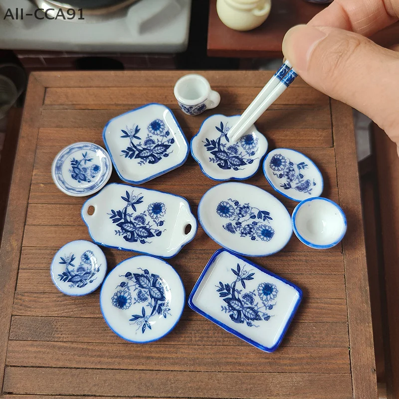 

1Set Dollhouse Miniature Tableware Porcelain Ceramic Tea Cup Miniature Ceramic Blue White Tableware Ornaments Mould Parts