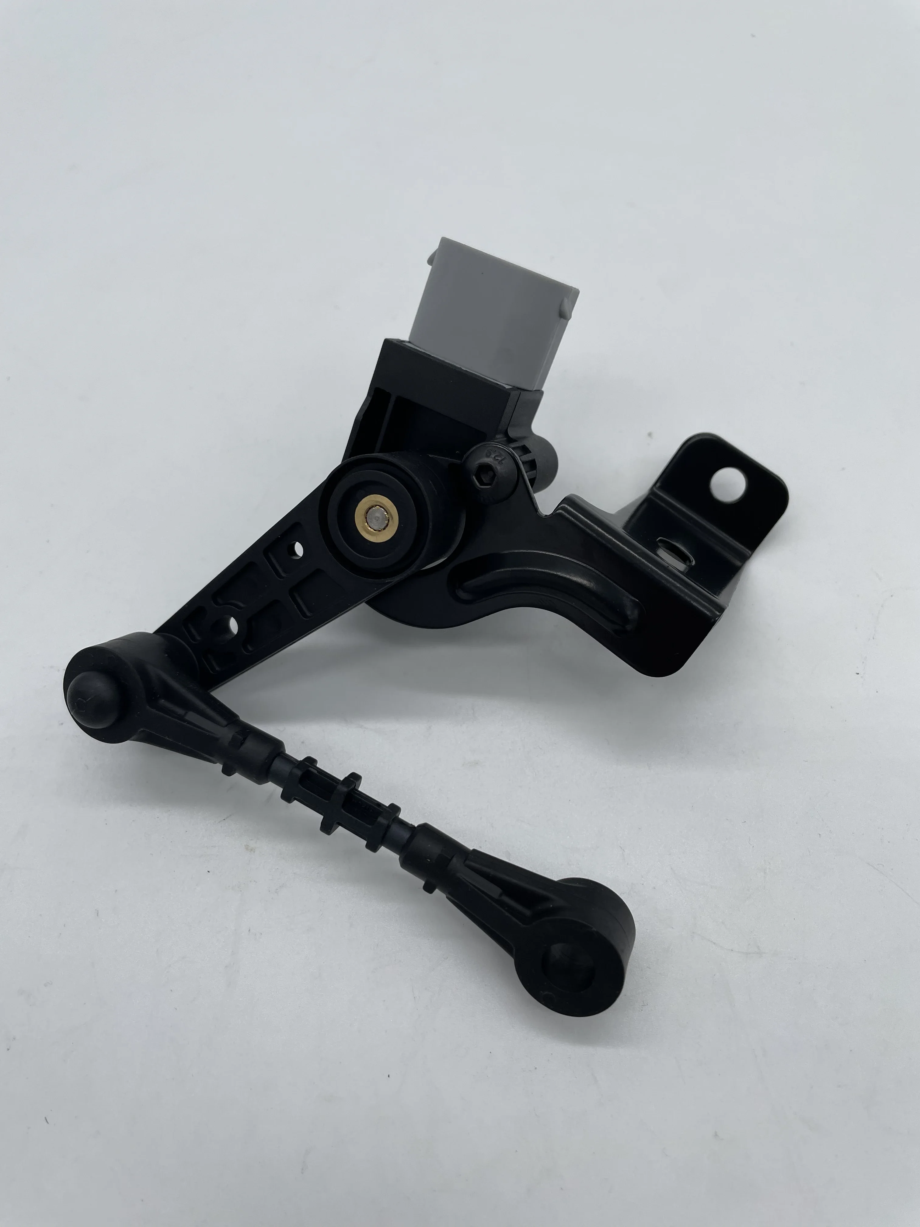 

LR024219 Auto Parts Right Front Height Sensor For Land Rover Range Rover Evoque LR024219