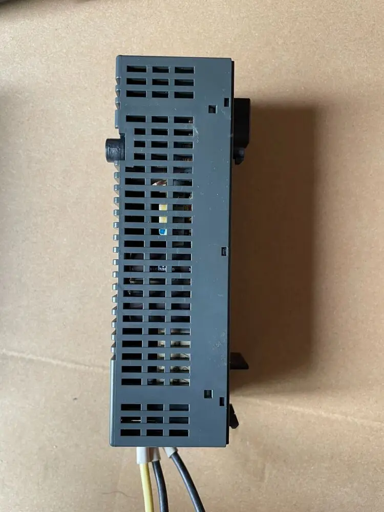 GE Fanuc VersaMax Power Supply Module IC200PWR102