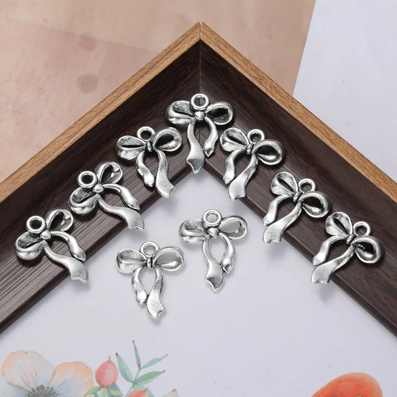 10pcs Antique Silver Plated Bow Tie Pendant for Handmade Charms Pendant DIY Making Findings for Bracelet Necklace