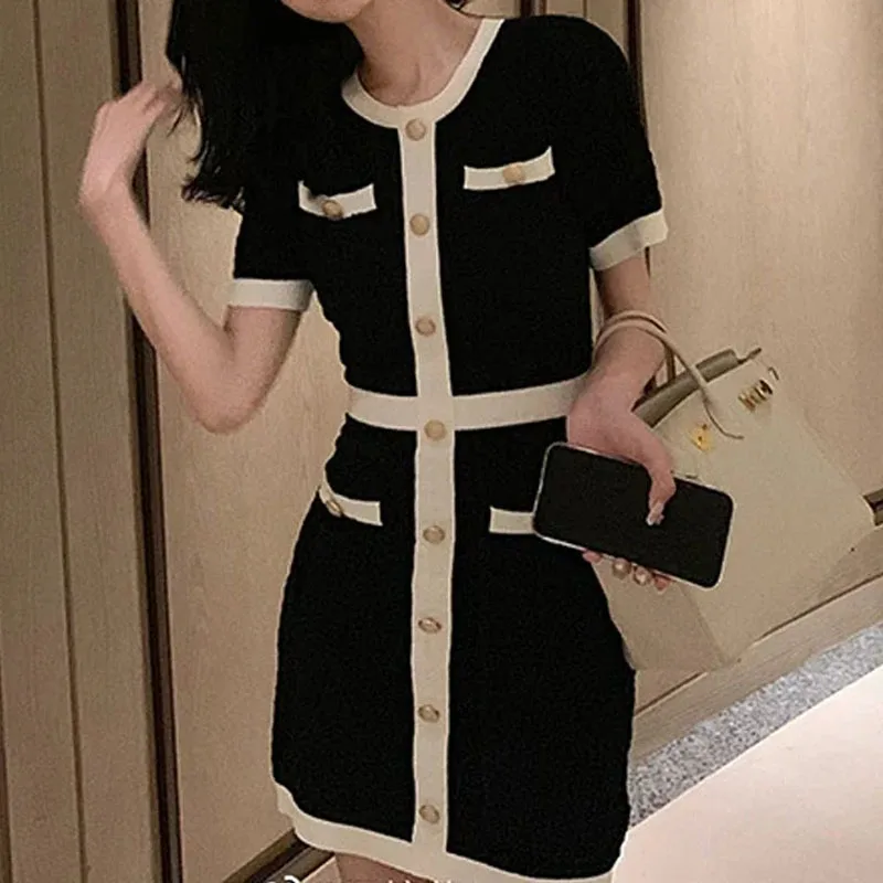 Elegant Dress 2024 Party Autumn Black Slim Button Bodycon Korean Wool Knitted Mini Dress Vestido Feminina Winter Clothing 12105