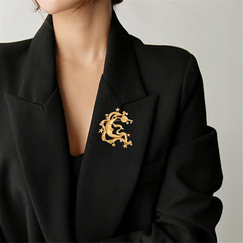 

2023 Popular fashion women's exaggerated geometric abstract brooch jewelry gifts