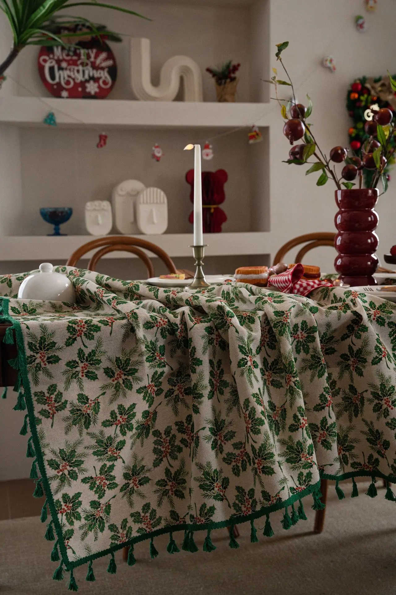 Rectangle Christmas Berry Print Hot Stamping Tablecloths, Birthday Party, Holiday Wedding Parties, Multifunctional Tablecloths