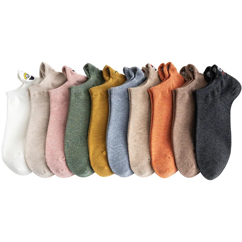 

4 Pairs of Women's Casual Breathable Boat Socks Invisible Low Cut Socks Fashionable Comfortable Personalized Cartoon Socks