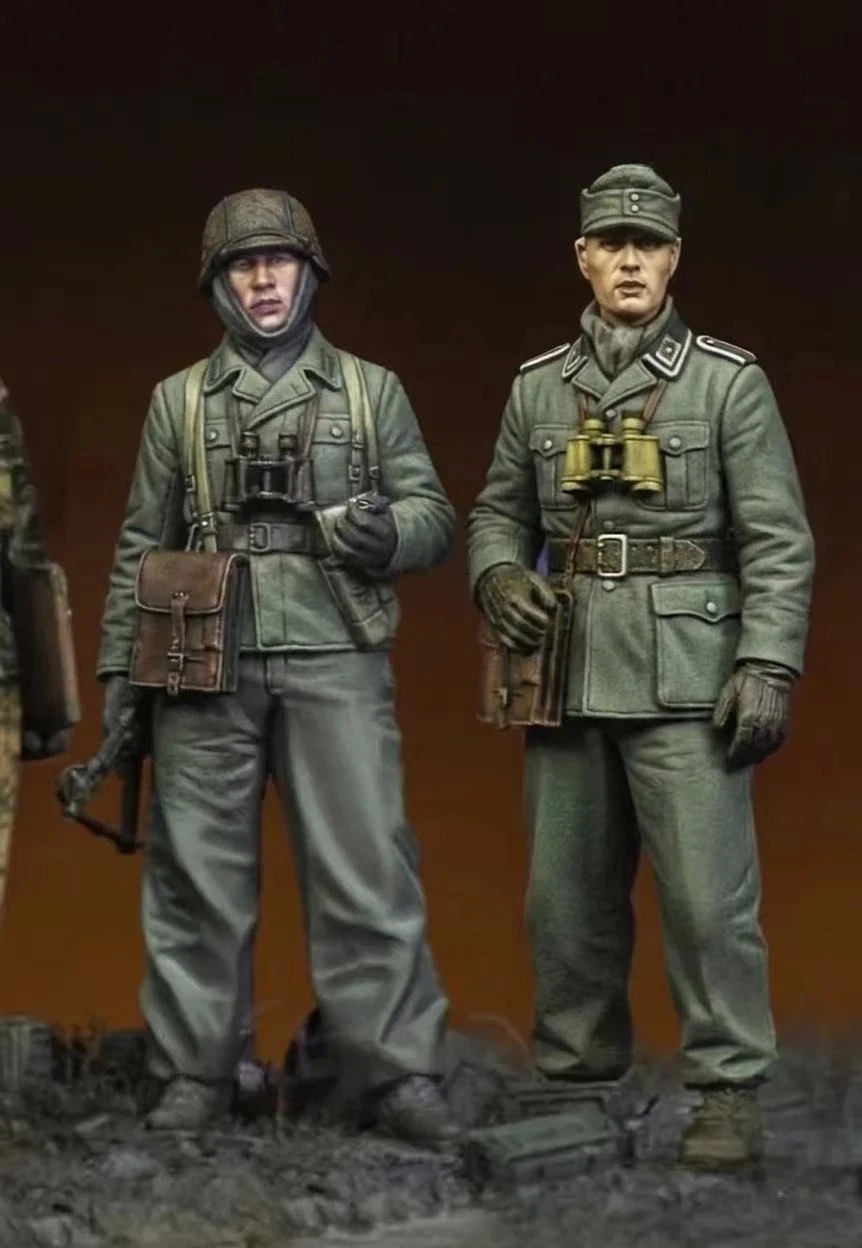 

1/35 Scale Resin Figure Assembled Model Kit Historical Military Infantry 2 Unassembled and Unpainted Diorama Toy