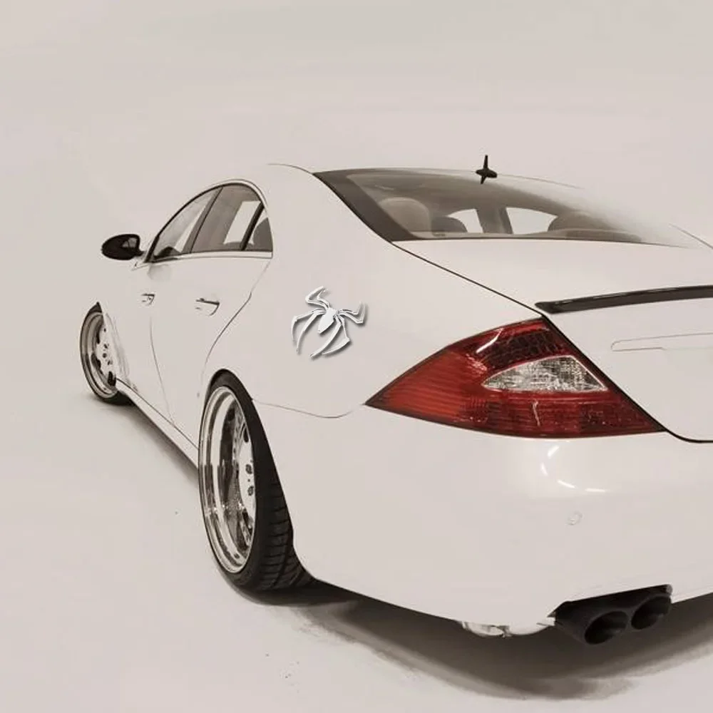 3D حار جديد ملصقات السيارات المعدنية الفضة / الذهب العنكبوت شكل الكروم شارة شعار السيارات صائق