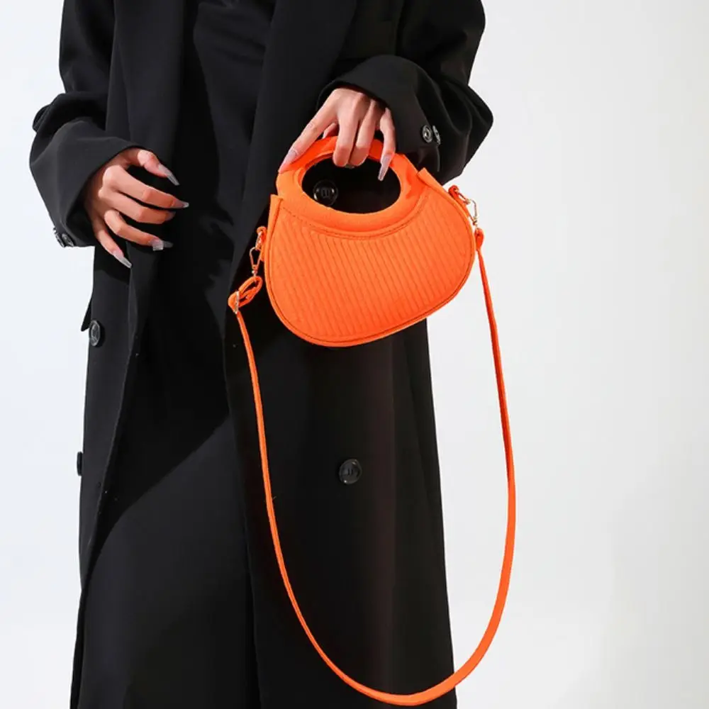 

PU Leather Felt Crossbody Bag Korean Style Solid Color Hobos Handbag Half Moon Bag Handbag Pleated Shoulder Bag Outdoor