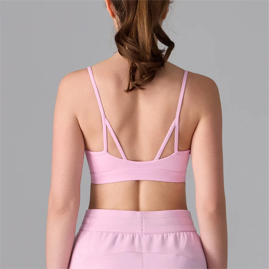 

Women Sports Bra Scoop-Neck Light Support Yoga Pilates Bras Gym Fitness Classical Training Athletic Workout With Chest Pad