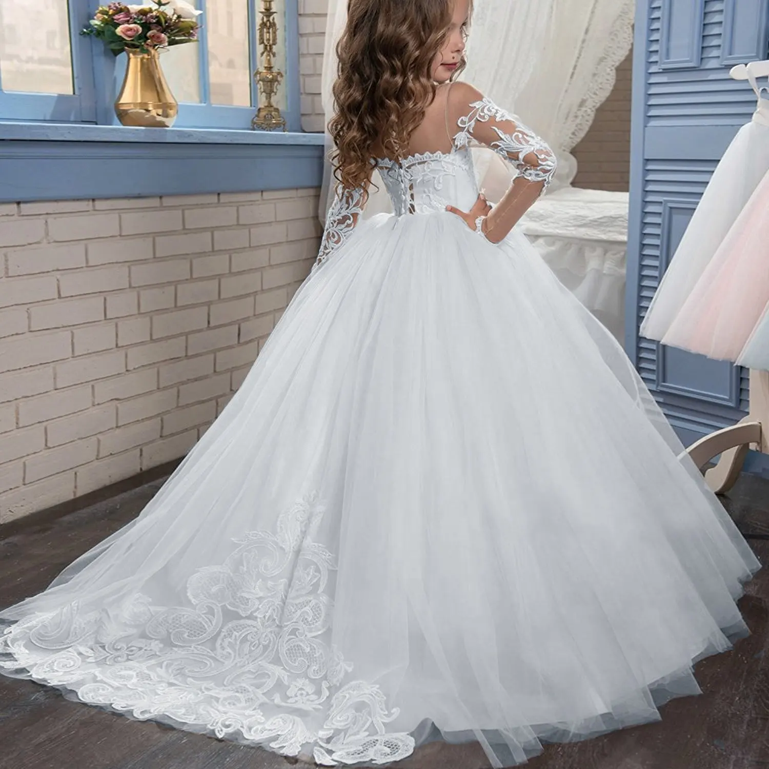 White Flower Girl Dresses for Wedding White Church Dress Long Sleeves Princess Ball Gowns