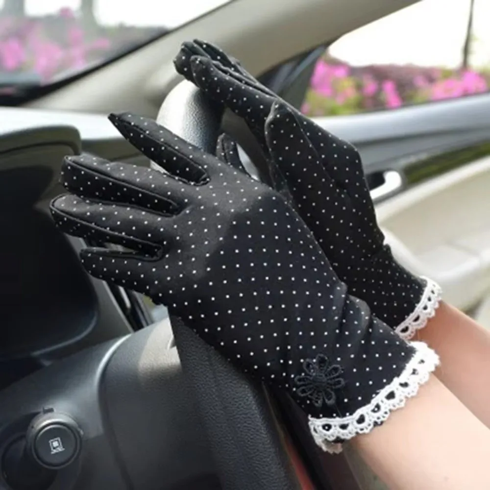 Fashion Polka dot Driving Gloves Breathable Elastic Sun Gloves UV Protection Anti-Slip Lace Patchwork Gloves
