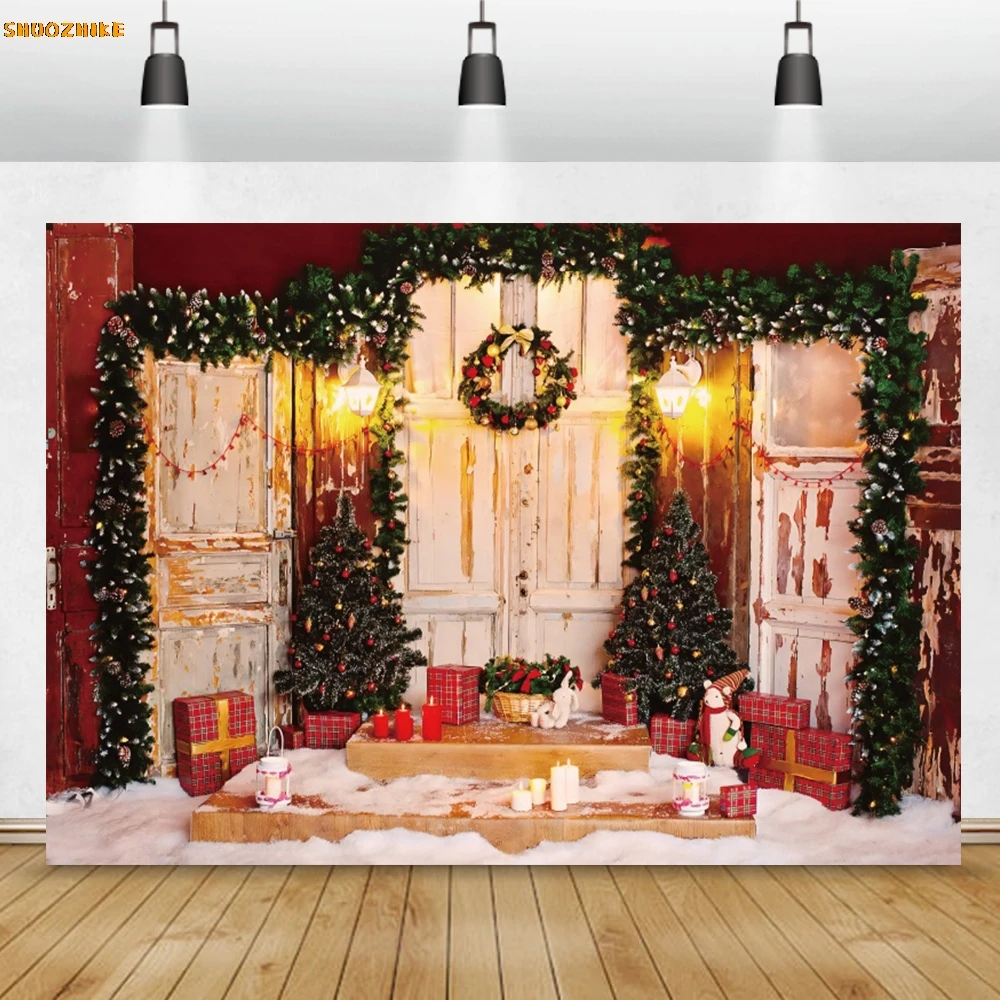 

Photo Backdrop Christmas Gifts Wood Door Pine Leaves Scene Family Shoot Party Decor Photography Background Photocall Photostudio
