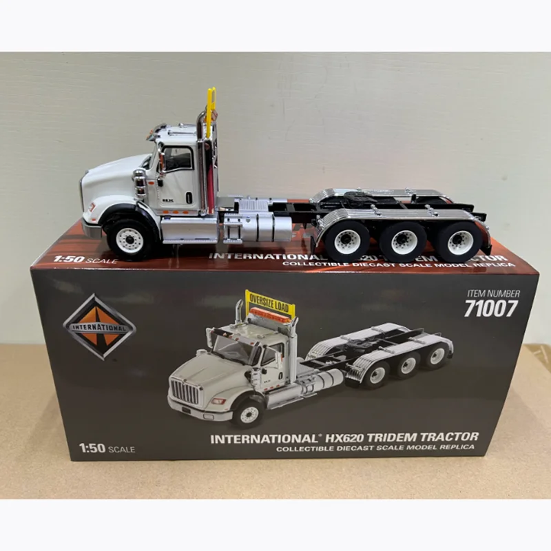 Modelo de Camión de Aleación DM Escala 1:50 INTERNATIONAL HX620 TRIDEM TRACTOR 71008, Juguete Coleccionable, Regalo Único, Simulación de Escena