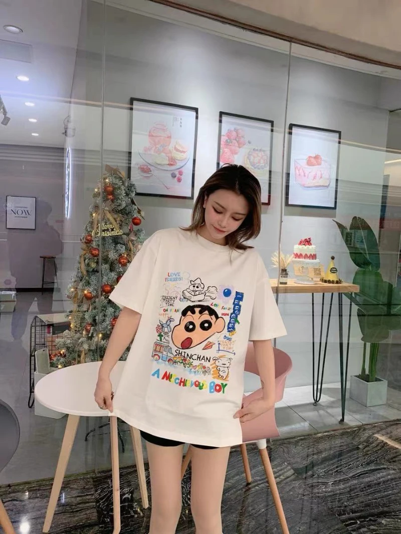 

MINISO Crayon Shinchan T-Shirts Top Tees Men Women Japanese Summer Street Style Short Sleeves T Shirt Casual Oversized Tops