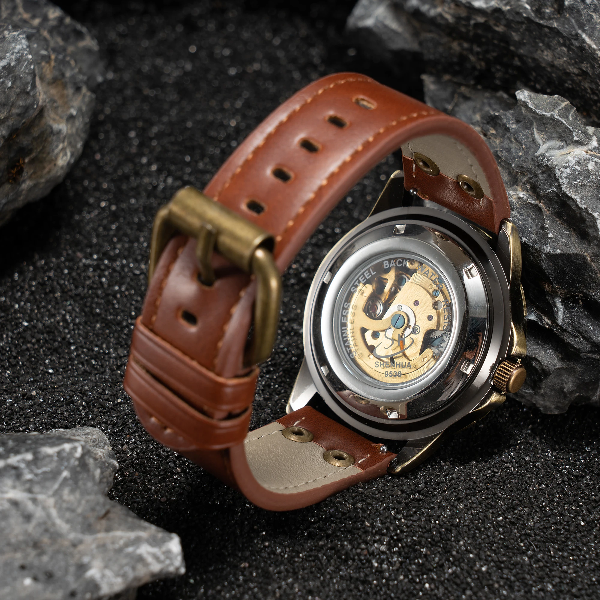 ساعة رجالية عصرية مجوفة توربيون مضيئة حركة ميكانيكية أوتوماتيكية بالكامل ساعات آلية reloj automatique