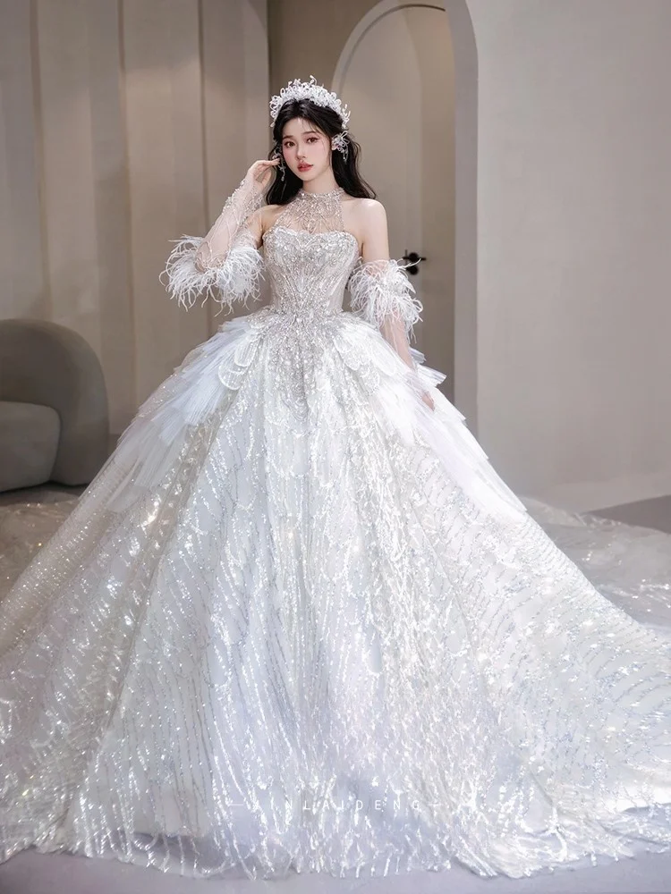 

A new luxurious and heavy-duty strapless dress with one-shoulder design