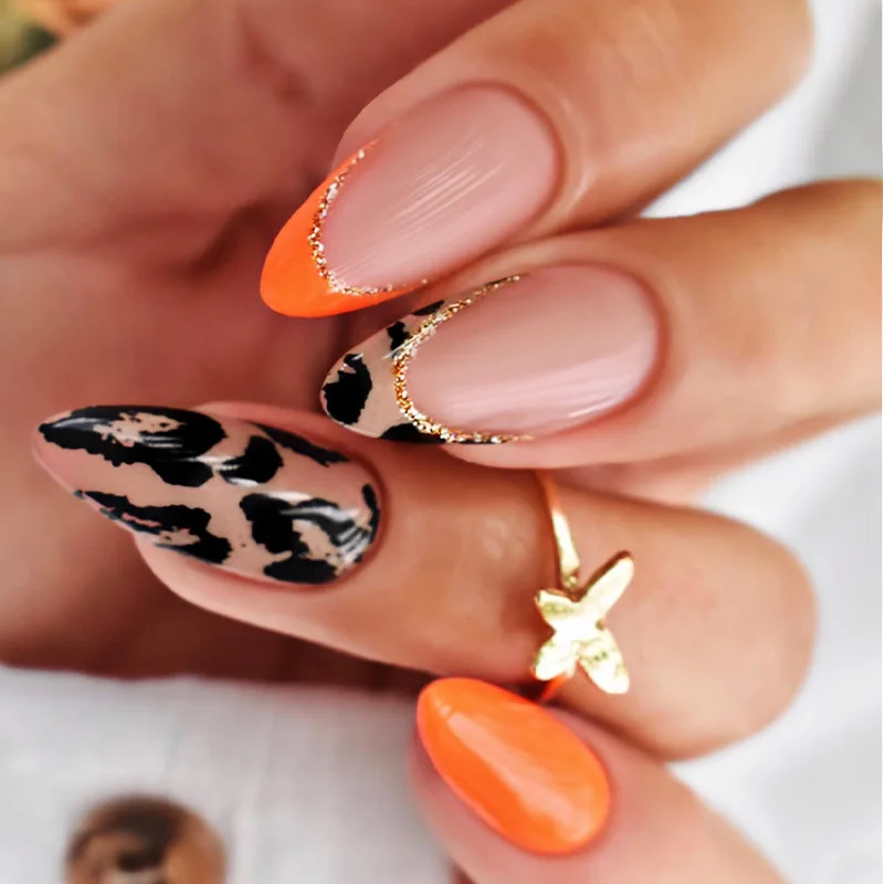 

24PCS Almond False Nails Orange Brown Leopard Gilt Nude European American Press on Nails High Quality Luxury Wearable Fake Nails