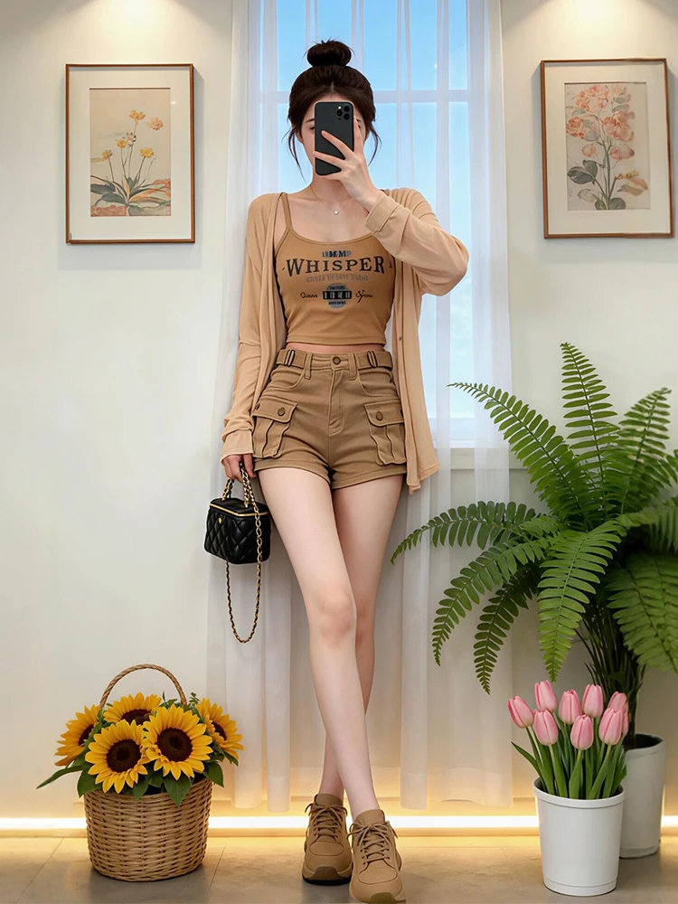 

Spring New Style Ultra Popular Retro Hot Girl Sun Protection Shirt Vest Shorts Three Piece Set Women's Fashion Ensemble