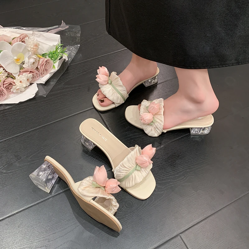 

Square Toe Open Toe Exquisite High-end Niche Absolute Beauty Fairy Style Pull-on Tulip Block Heel Sandals