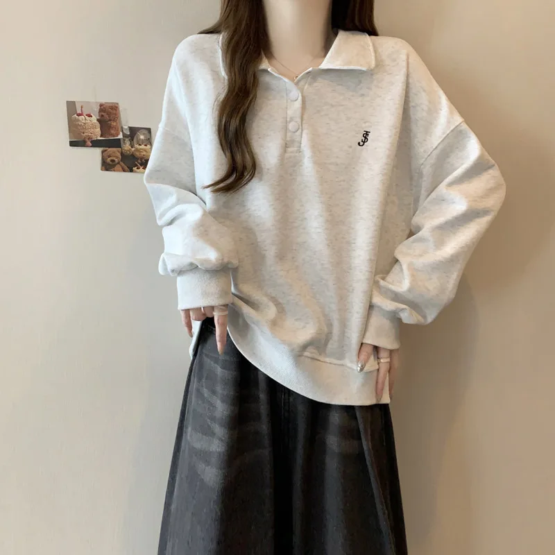 سترة نسائية فضفاضة ذات تأثير تنحيف وياقة بولو للربيع والخريف، معطف علوي رقيق بنمط جديد على طراز الكلية الكورية
