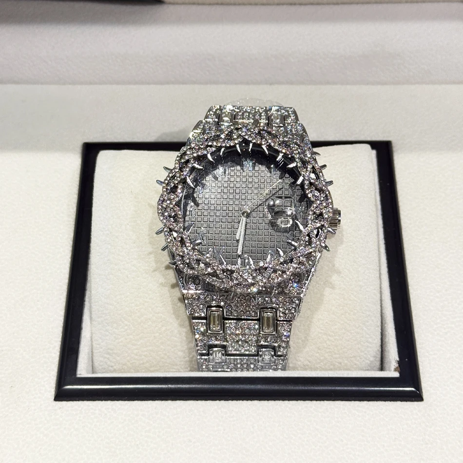 PINTIME Cool Black Watch For Men Luxury Thorn Crown Quartz Watches Fashion Hip Hop Iced Diamond Wristwatch Man Dropshipping
