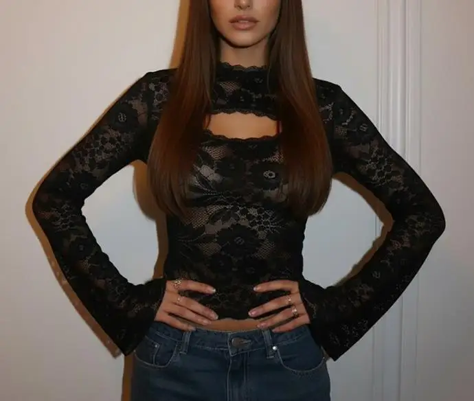 2026 Winter Spring New Fashion Casual Women's New Fashionable and Sexy Lace Splicing Hollow Design Slimming and Slimming Top