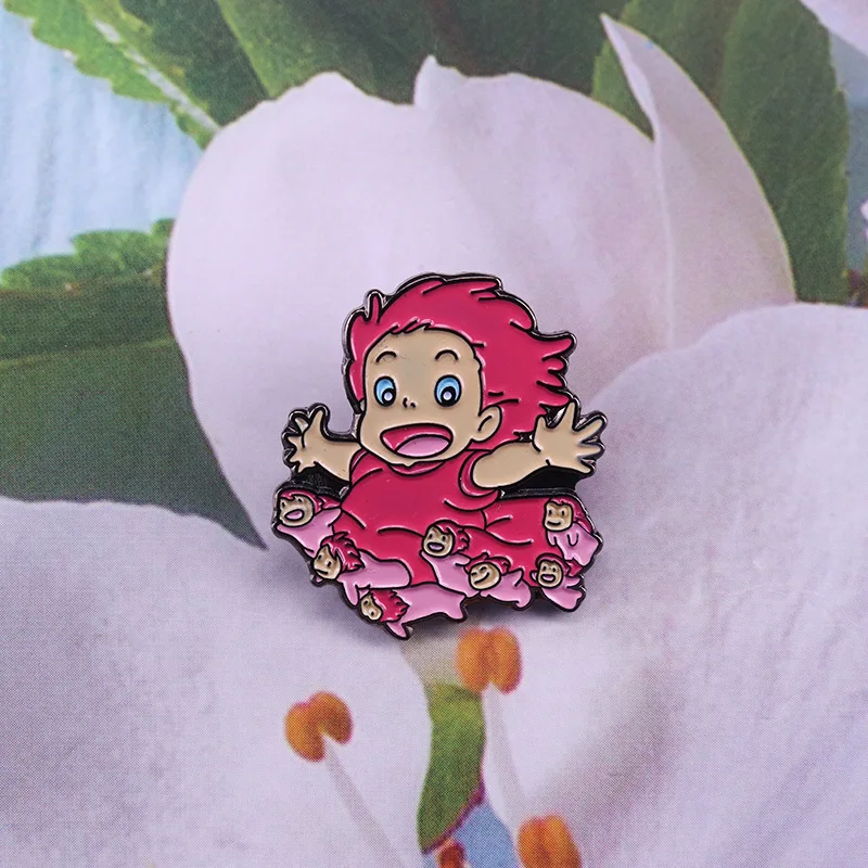 شارة شخصية كرتونية أنيمي، ملابس حقيبة ظهر لطيفة على شكل دبوس سمكة، ملابس مجوهرات عصرية، هدية للأصدقاء