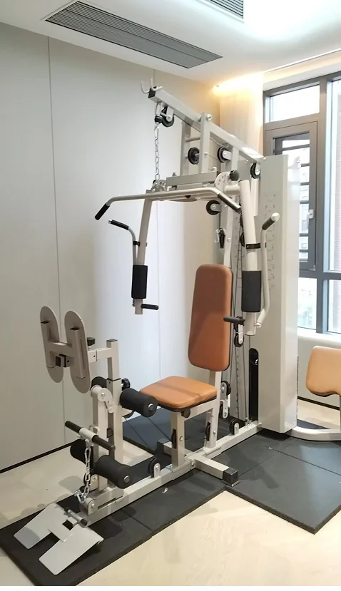 الكل في واحد متعدد الوظائف معدات الصالة الرياضية المنزلية محطة تدريب كاملة مع نظام بكرة مكدس الوزن معدات التمرين #4