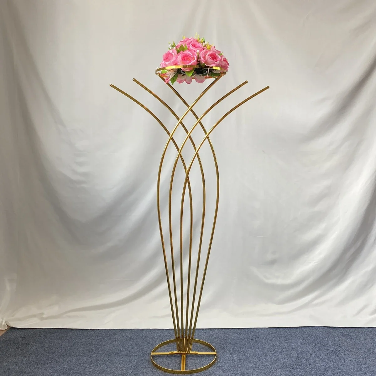 10 stks) glanzend goud/zilver/wit Metalen Bloem Stands Bruiloft Decoratie Europese Road Lead Bruiloft Bloemstuk Stands 705