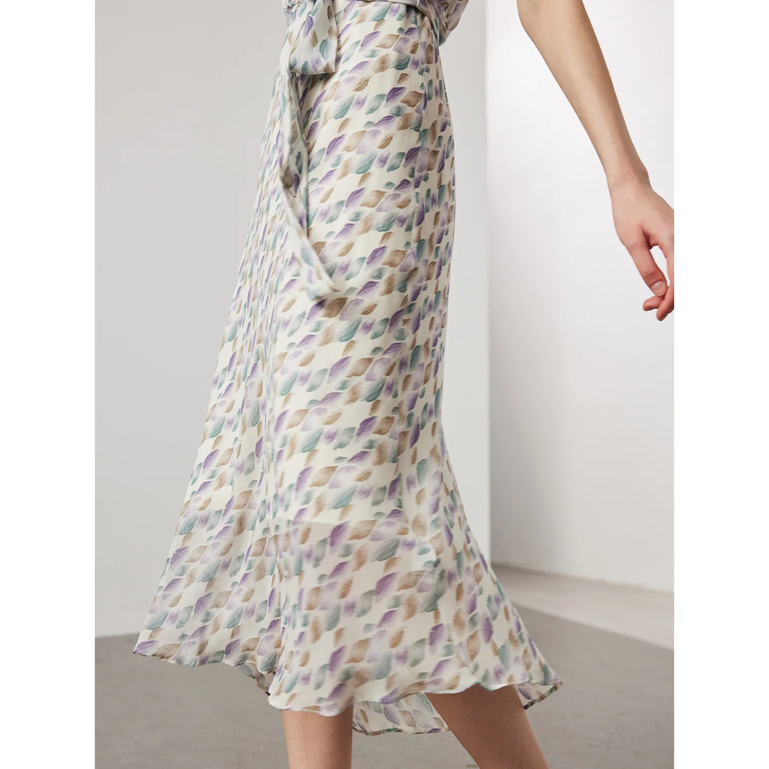 半袖シルクワンピース レディース 2025 春夏新作 花柄 ウエストマーク ロング ツーピース ロングドレス