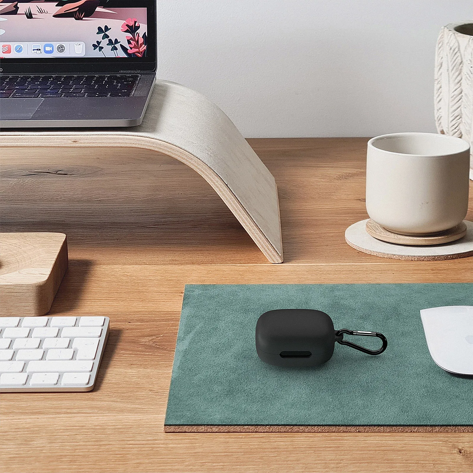 เคสซิลิโคน geekria ที่ครอบเข้ากันได้กับ soundcore by Anker True Wireless หูฟัง C30i