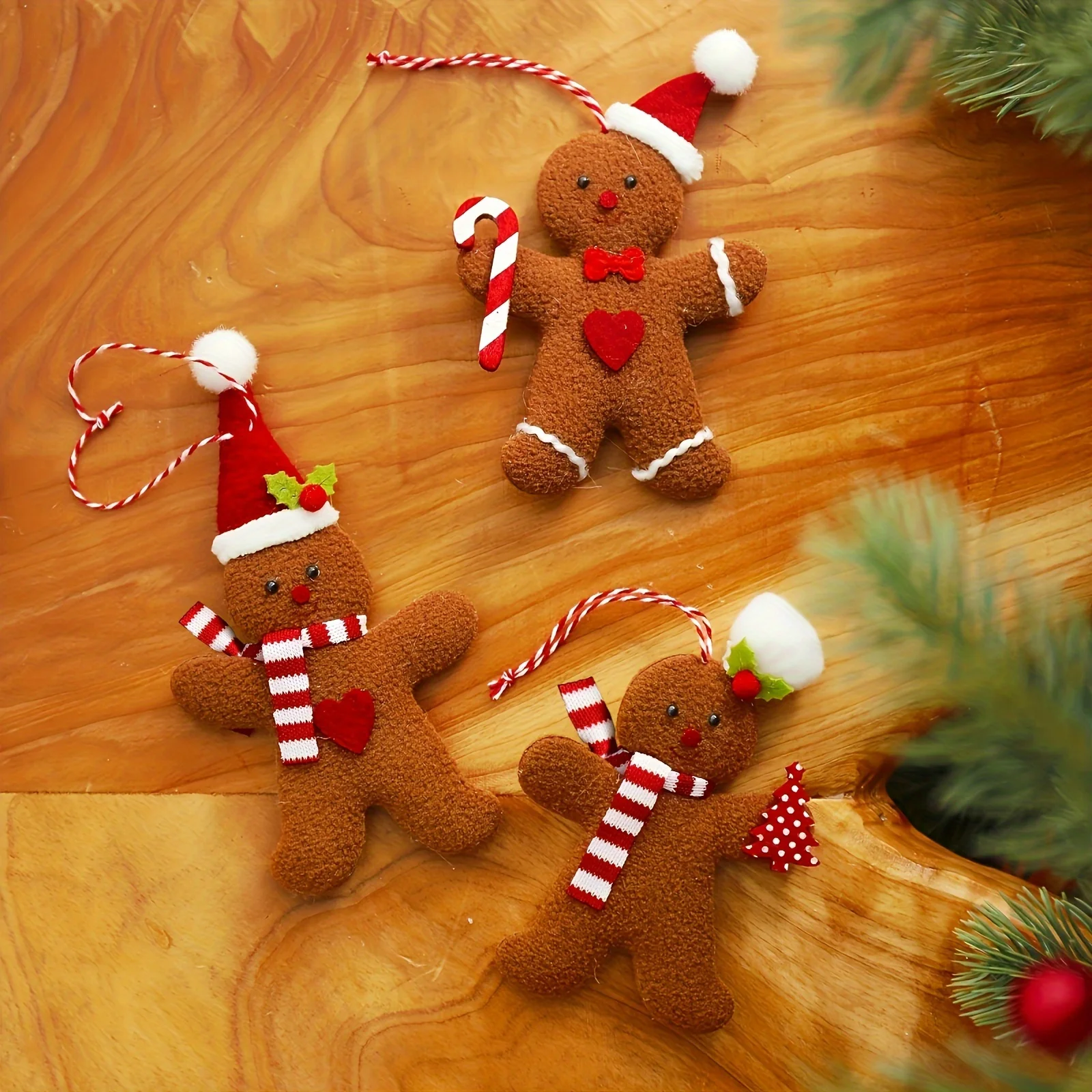 3 Pcs 1 Set New Christmas Decoration Gingerbread Man Figurine Small Pendant Christmas Tree Accessory Hanging Ornament 3-Piece Set