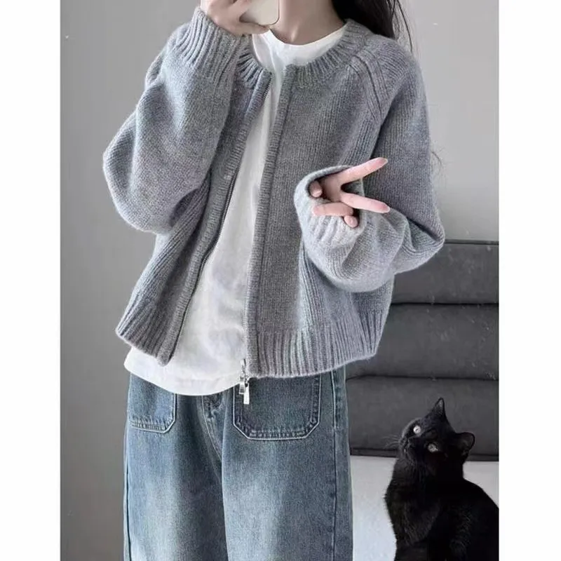 2024 New Autumn and Winter New Chunky Short Knit Cardigan Women Round Neck Double Zipper Soft Sweater Coat Women