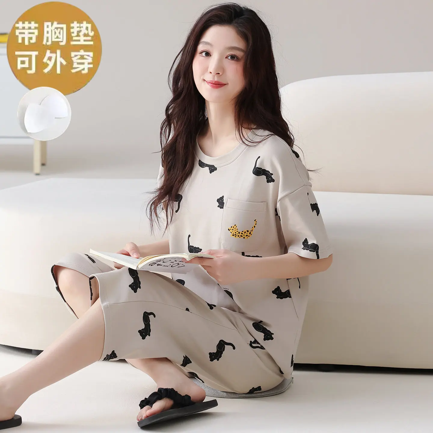 Cartoon Cat  Cute Summer New Women Loose Pajamas Pullover Short Sleeve Capri Pants Sleepwear Set With Built-in Bra Dropship