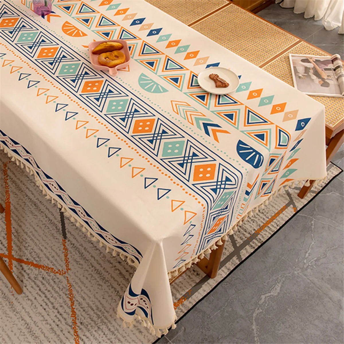Y31A 식탁보 우아한 테이블 장식 휴일 이벤트 가족 축하 선물 파란색과 흰색 격자 무늬