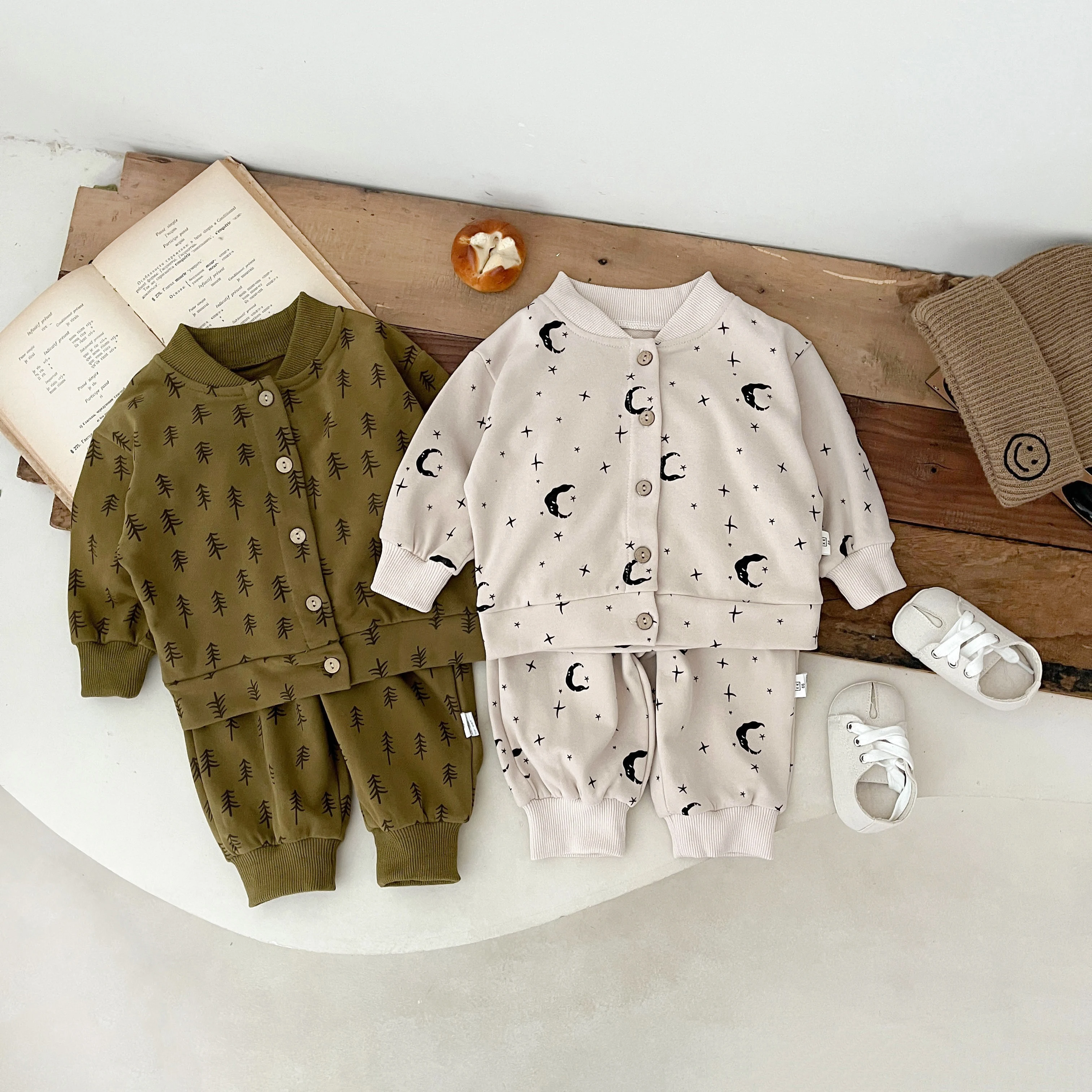 Spring And Autumn Newborn Infant Baby Boys And Girls Cotton Romper Long-sleeved Kids Fashion Star Moon Baby Clothing