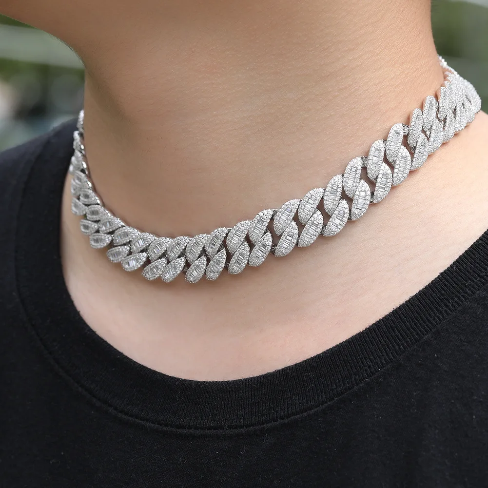 

Hip hop 16mm moon shaped T-shaped men's necklace, trendy brand, high-end sense, niche box buckle, Cuban chain