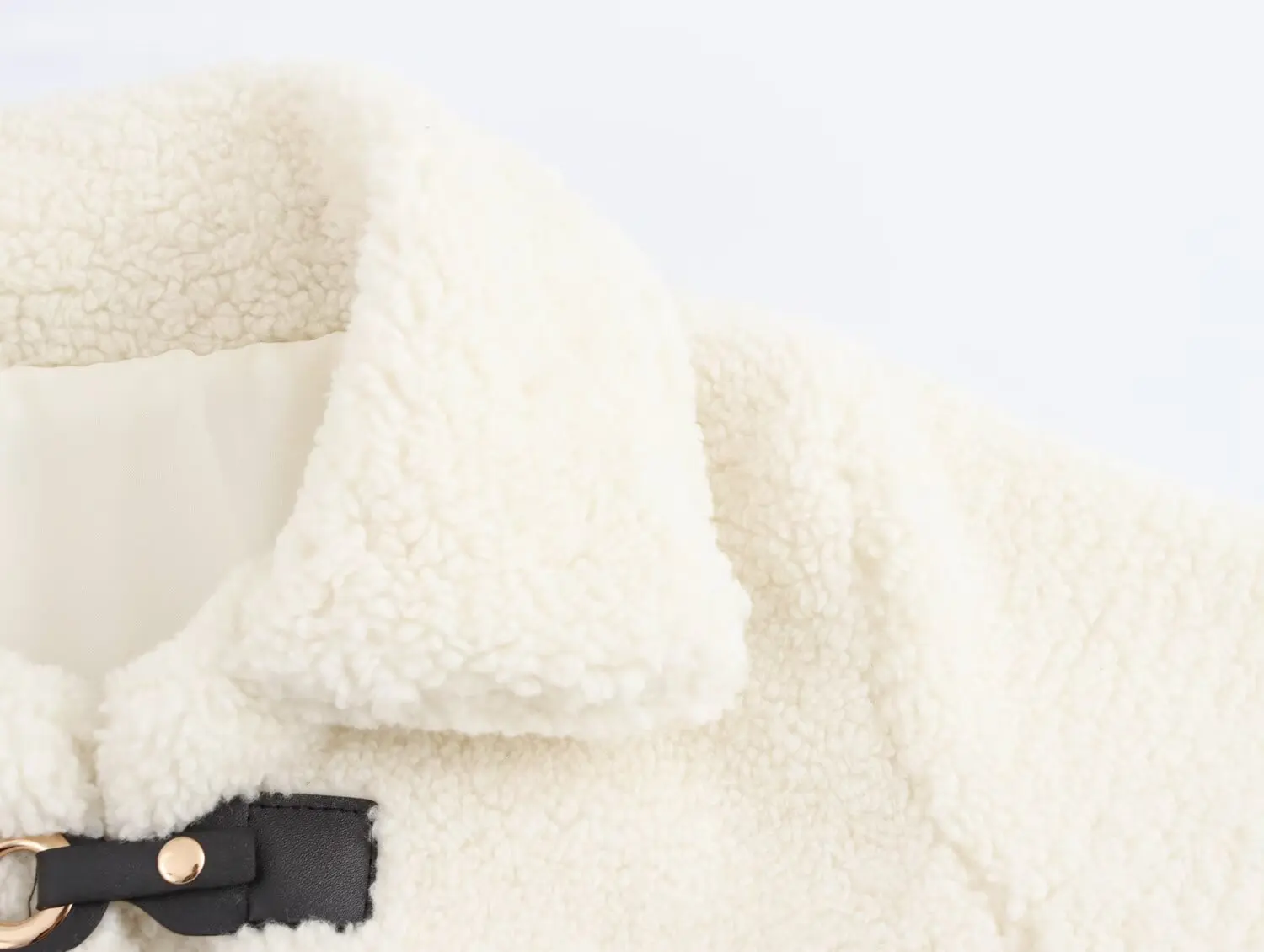 ملابس نسائية جديدة لعام 2025 على الطراز الأوروبي والأمريكي للتنقل سترة معطف بسيطة متعددة الاستخدامات بأكمام طويلة #5