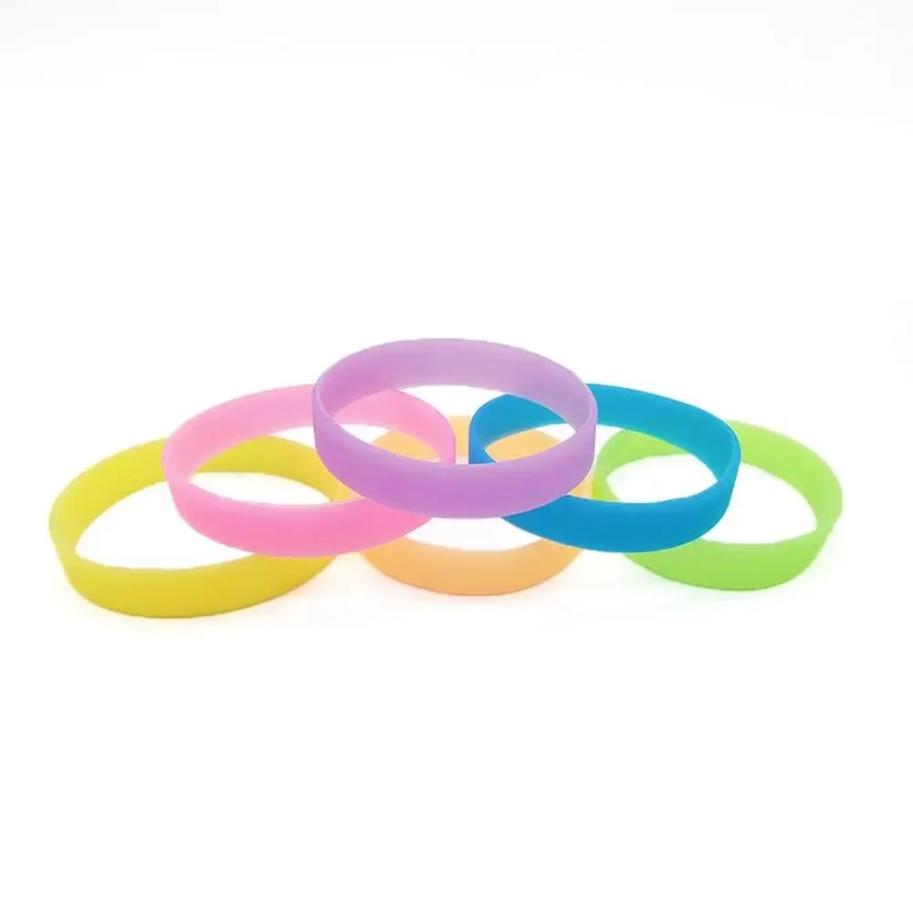 Luminous Rubber Bracelets For Men Women Bangles Sports Wristbands Silicone Sweat Band Flexible Bracelets